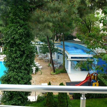 Excelsior Hotel 3*